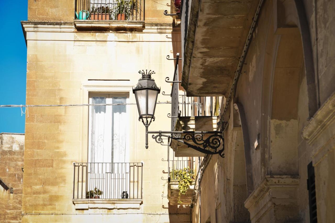 Ferrante D'Aragona Rooms Lecce Exterior foto